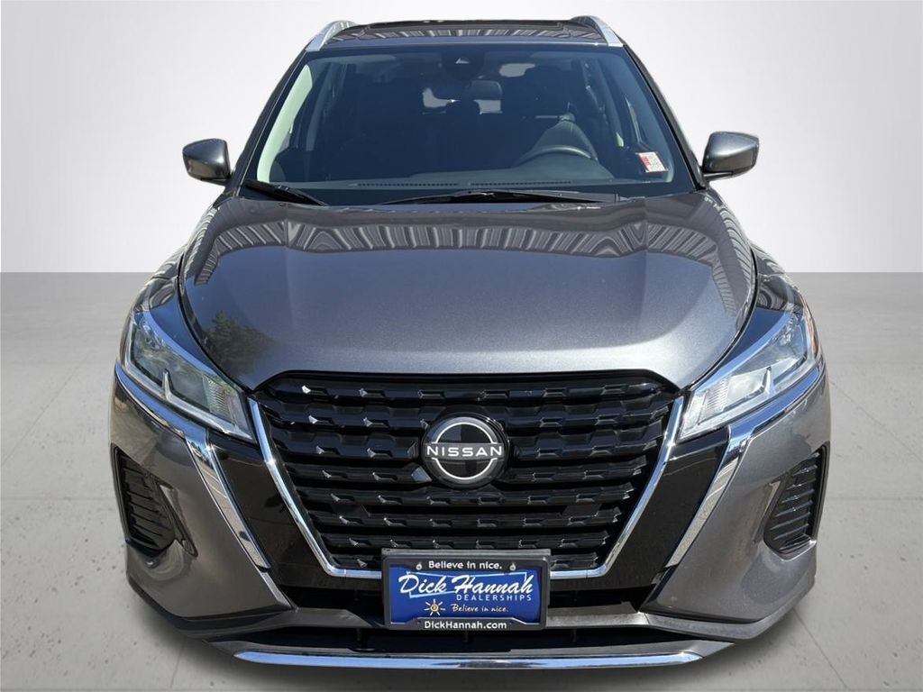 2024 Nissan Kicks SV photo 3