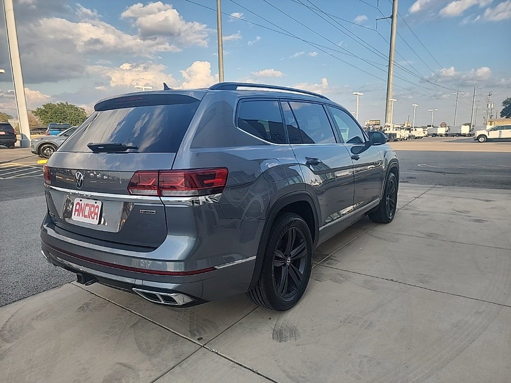 2021 Volkswagen Atlas V6 SE Technology R-Line photo 7