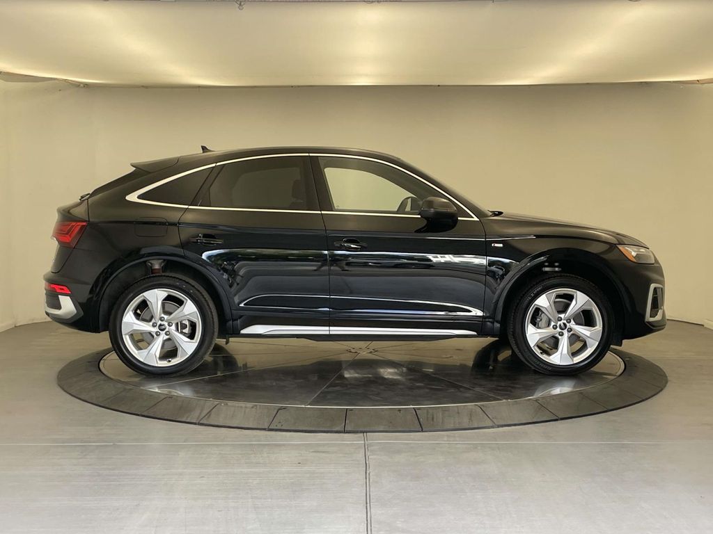 2025 Audi Q5 45 S line Premium Plus photo 7