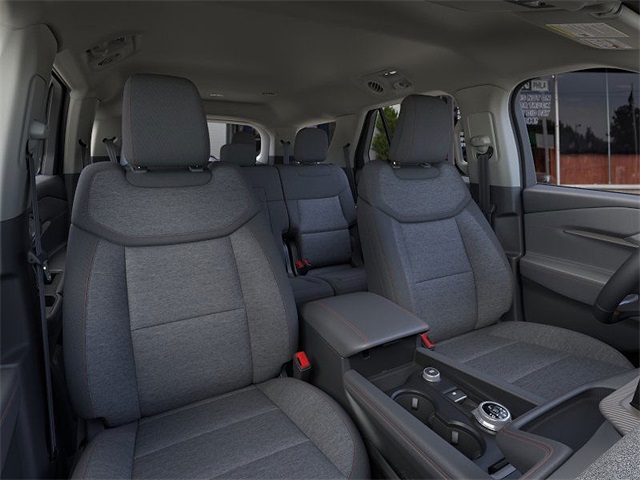 2025 Ford Explorer photo 9