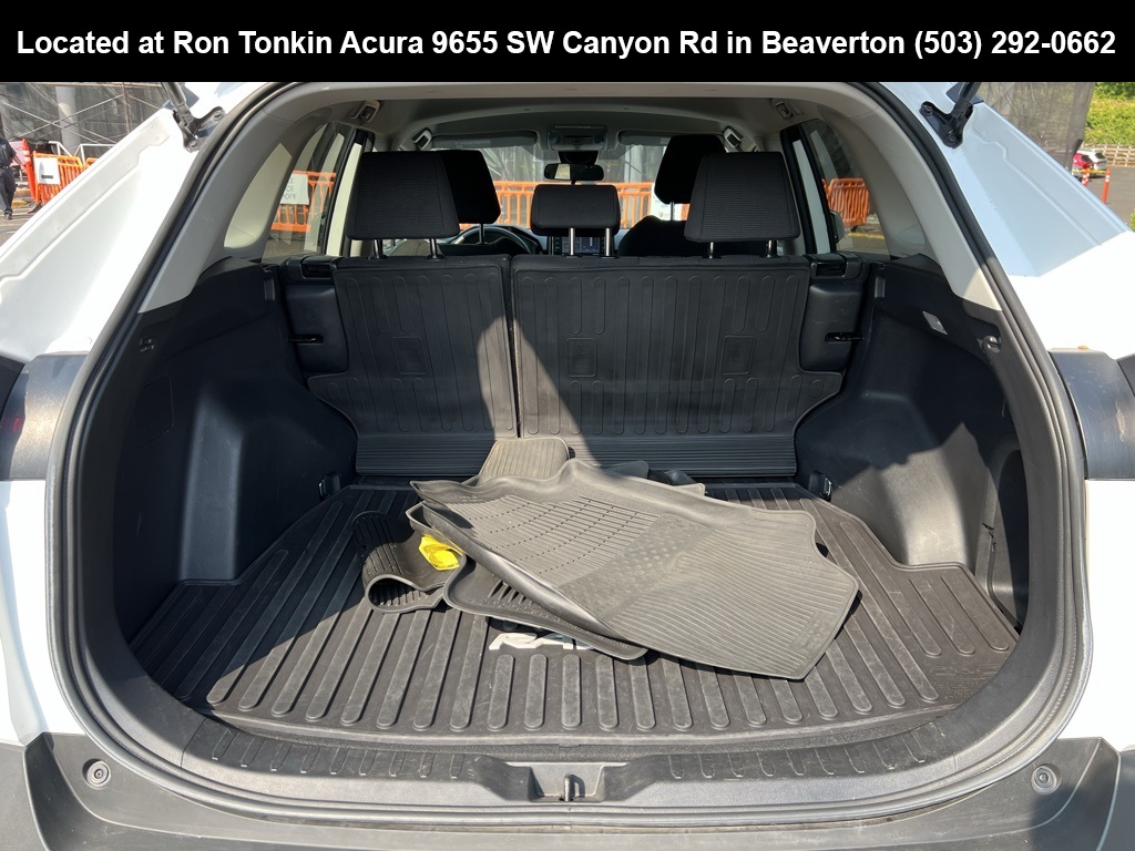 2021 Toyota RAV4 Hybrid LE photo 2