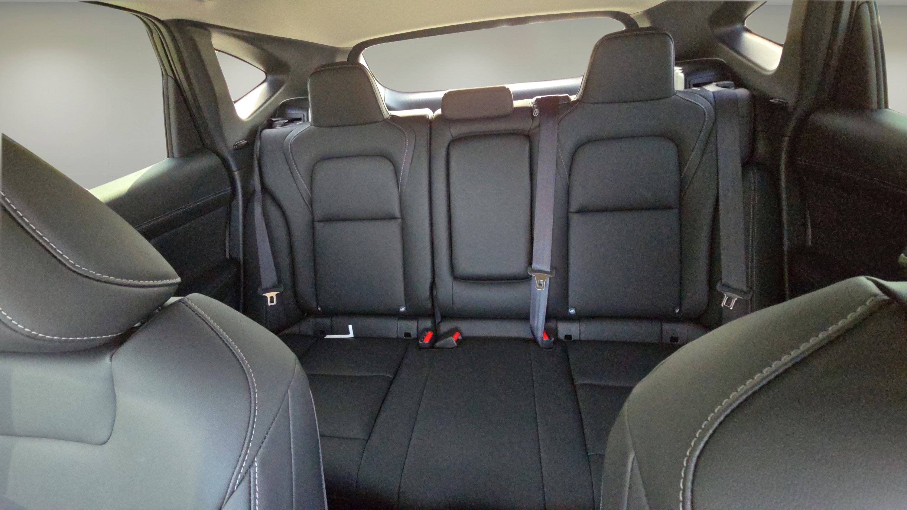 2025 Nissan Murano SL photo 11