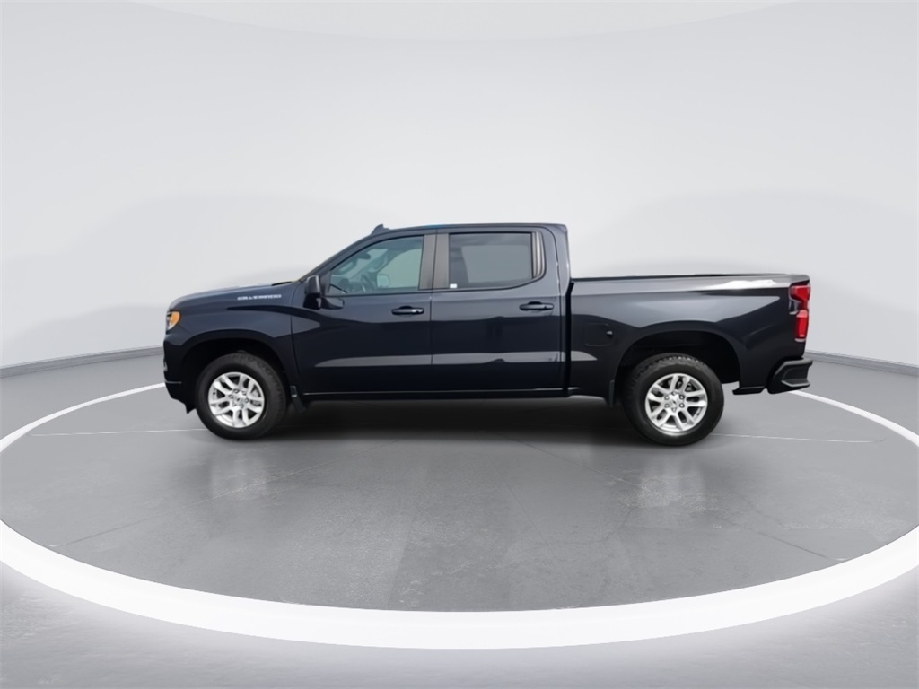 2022 Chevrolet Silverado 1500 RST photo 3