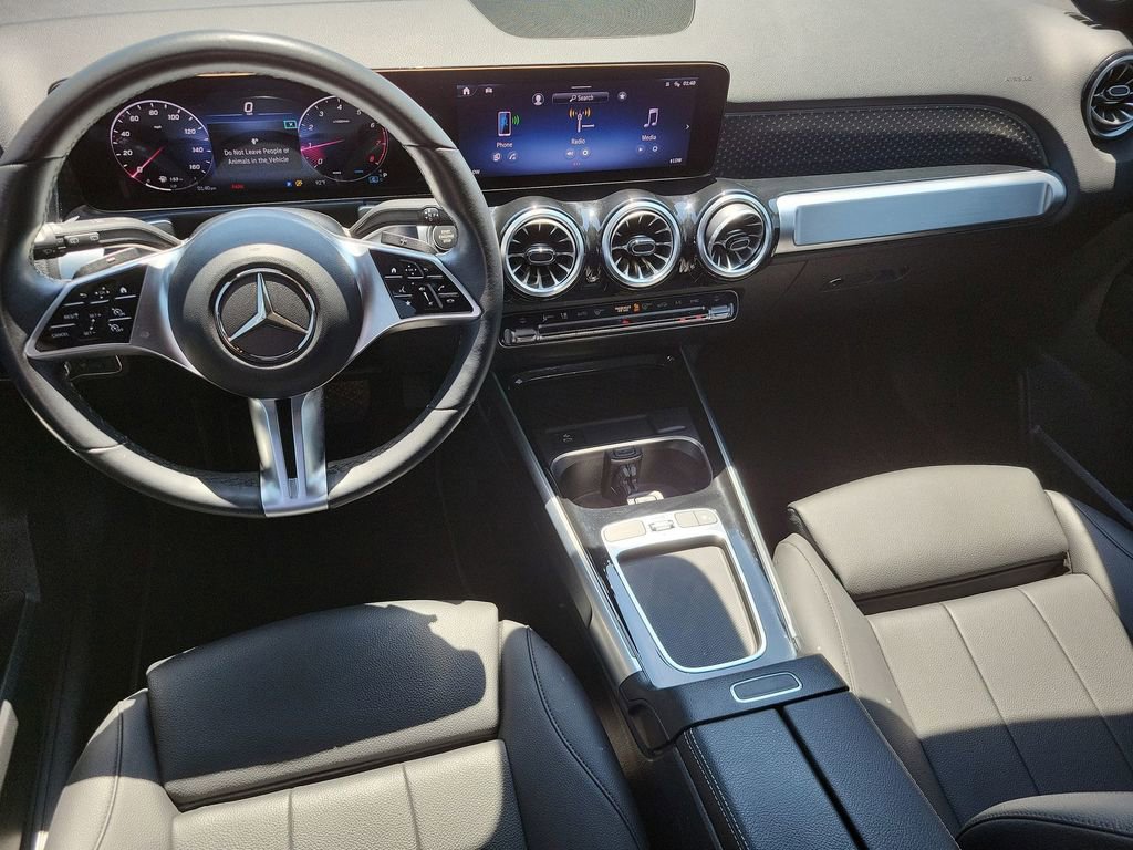 2024 Mercedes Benz GLB 250 photo 18