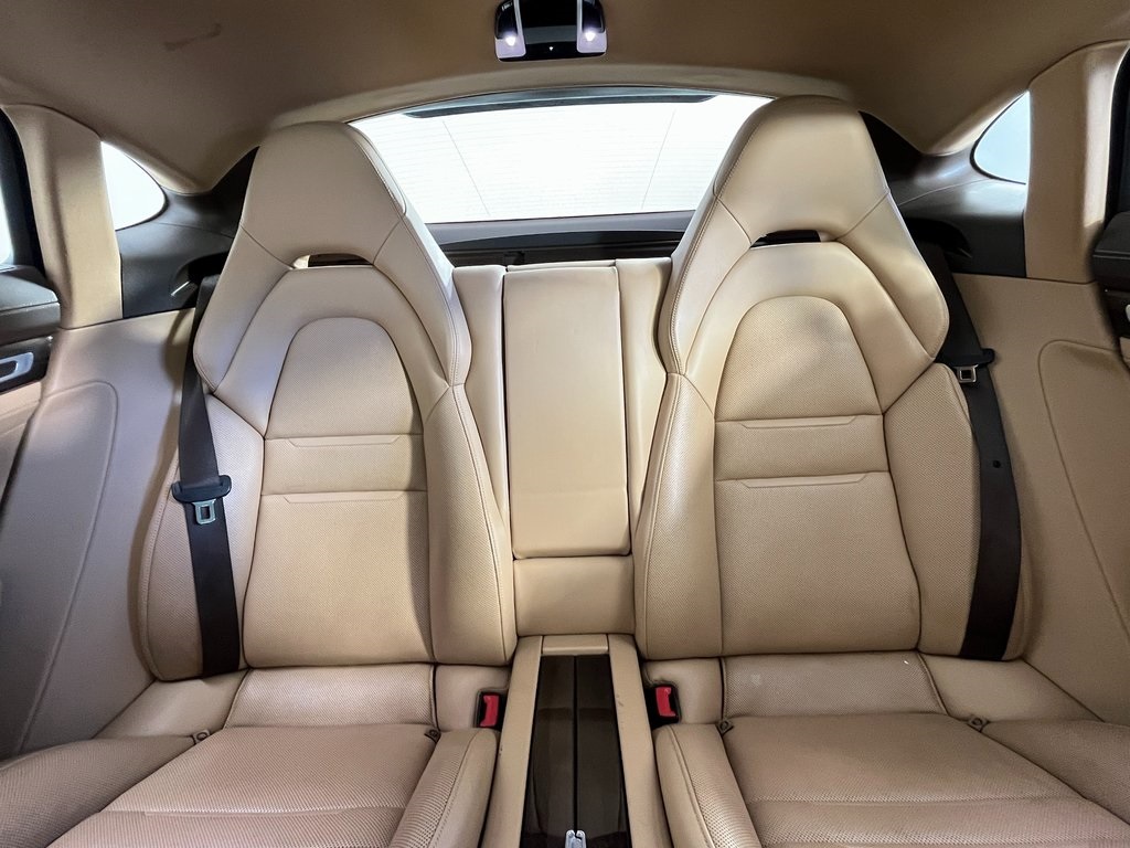 2021 Porsche Panamera 4S photo 17