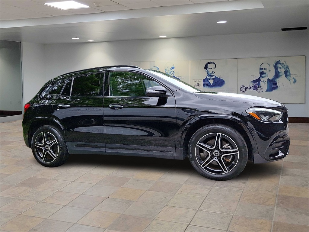 2025 Mercedes Benz GLA 250 4MATIC photo 4