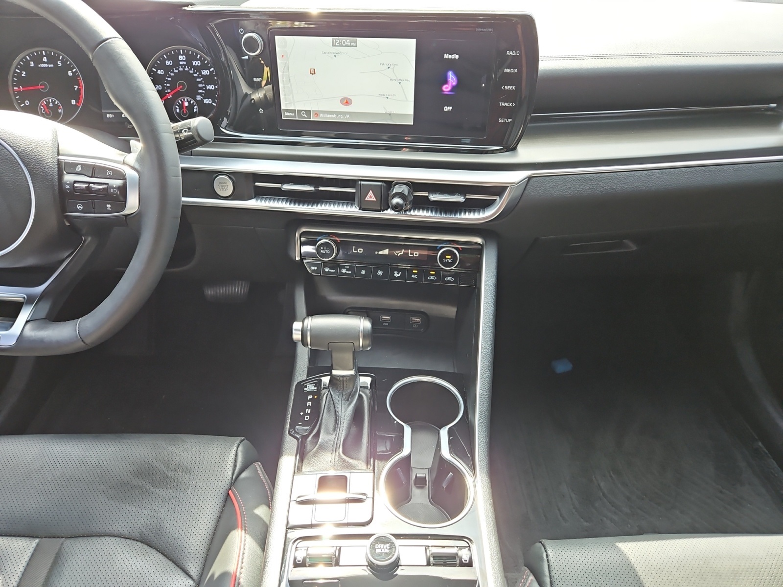 2024 Kia K5 GT photo 11