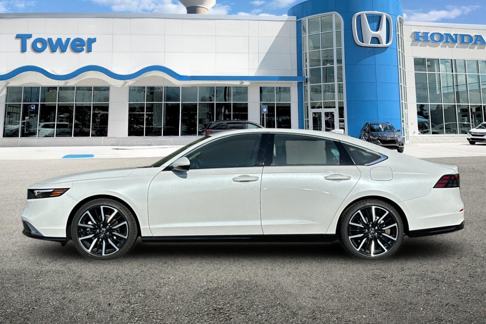 2025 Honda Accord Hybrid Touring photo 5