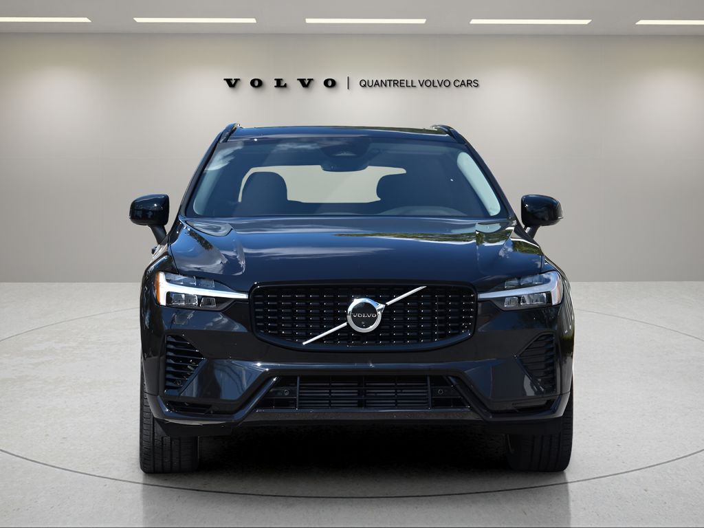 2024 Volvo XC60 T8 Plus photo 4