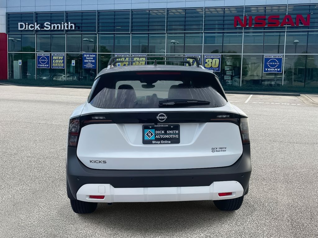 2026 Nissan Kicks SV photo 3