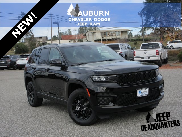 2025 Jeep Grand Cherokee Altitude's photo