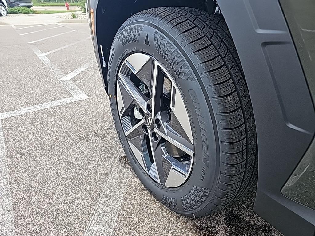 2025 Hyundai Tucson SEL Convenience photo 40