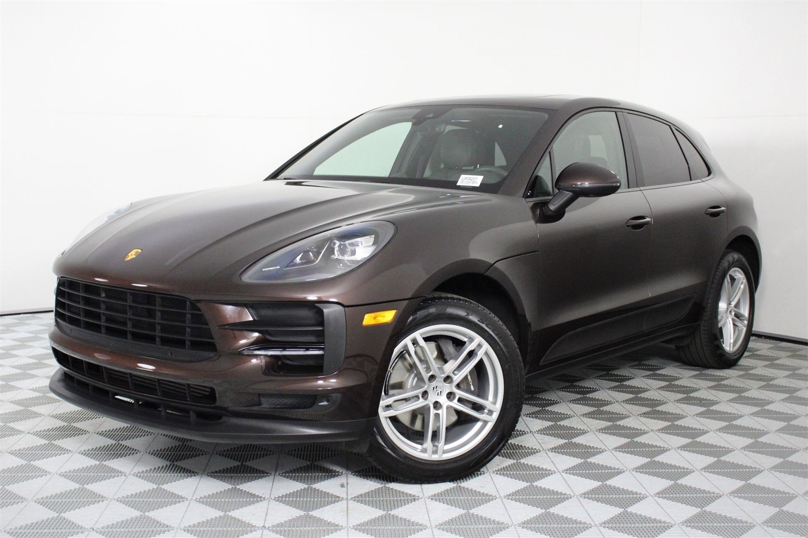 Certified Pre-Owned 2021 Porsche Macan 