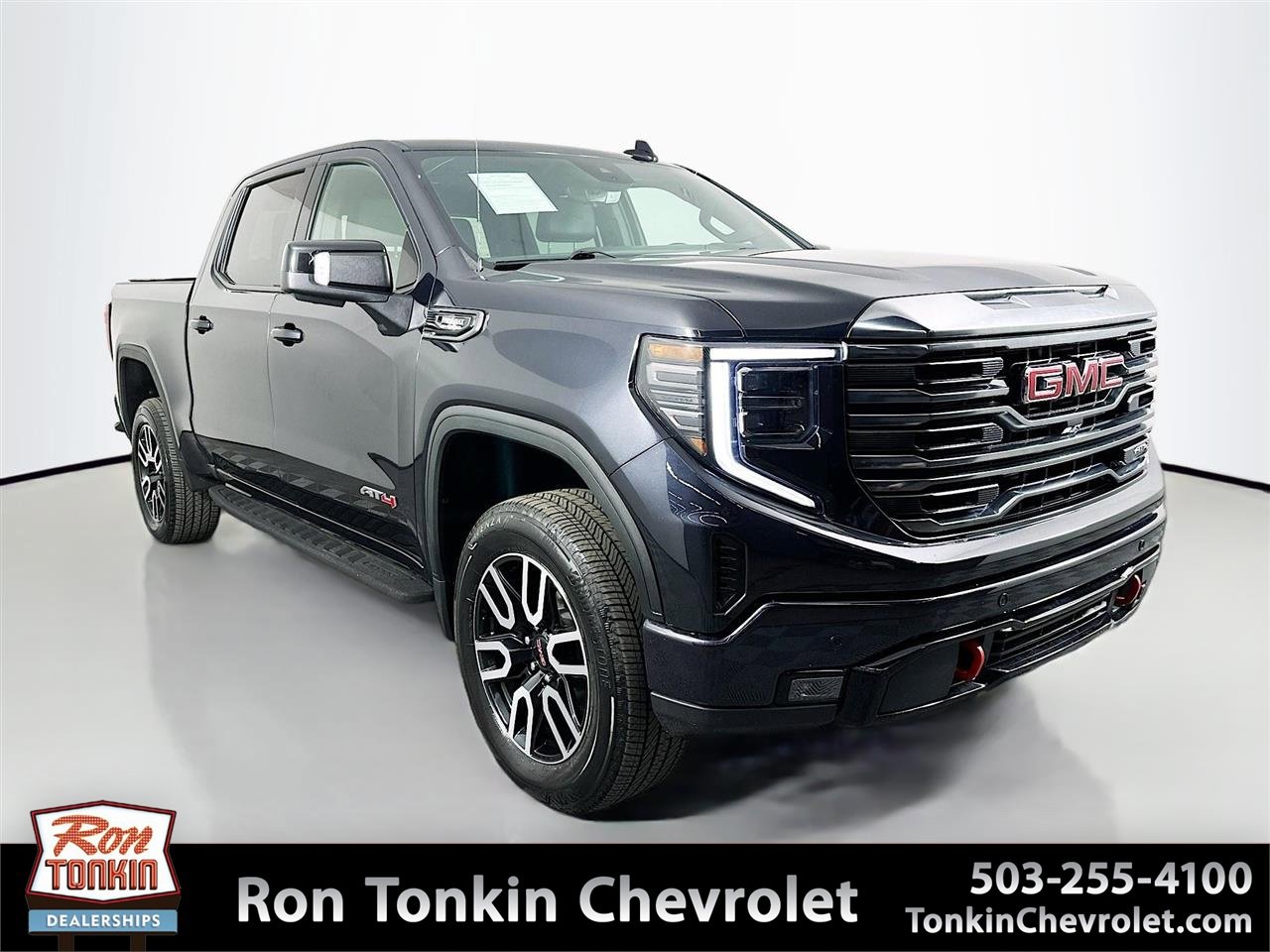 2023 GMC Sierra 1500 AT4's photo