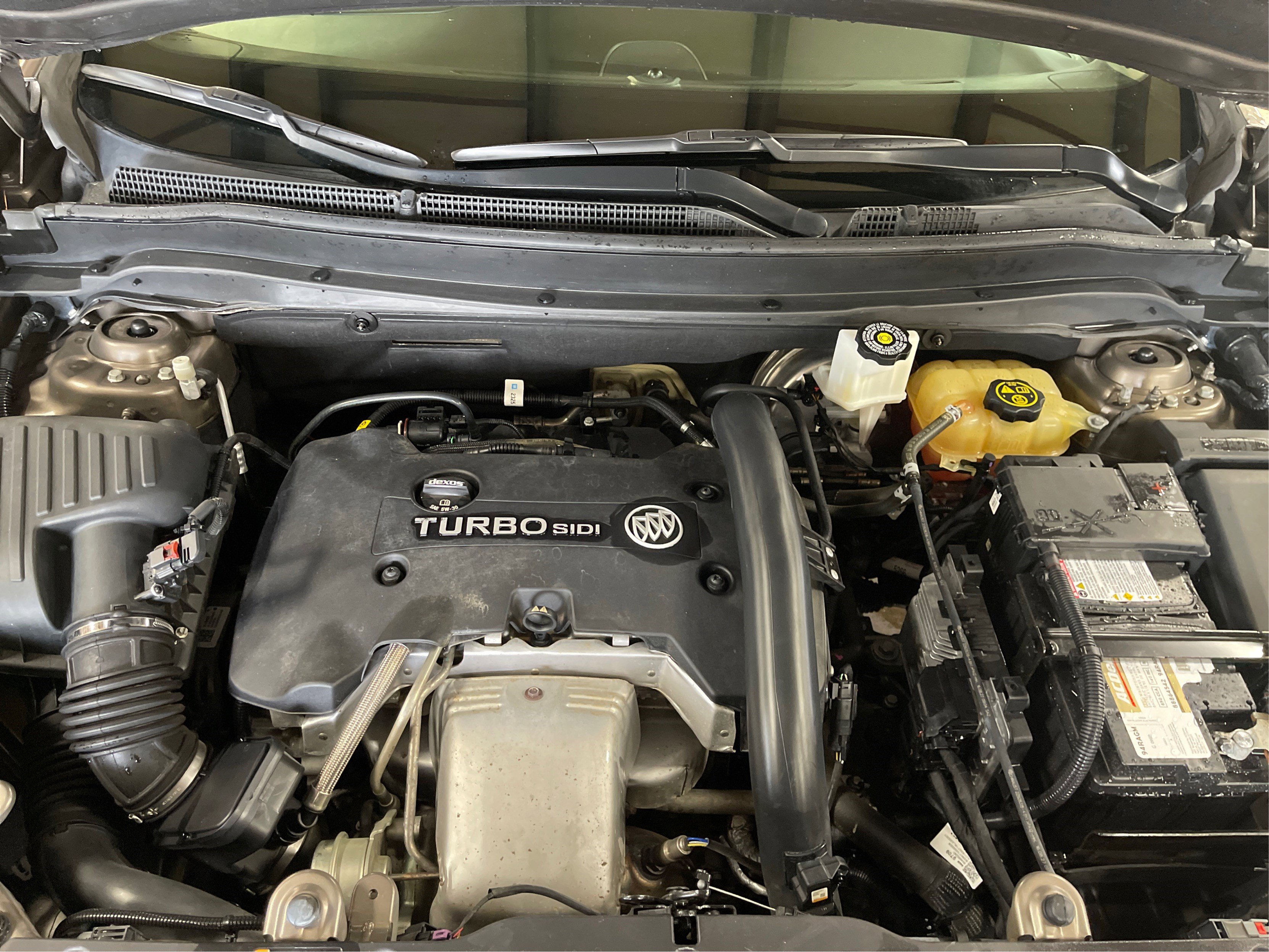 2017 Buick Envision Premium I photo 9