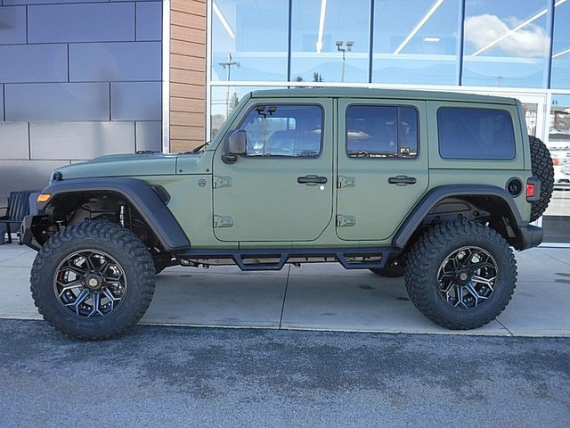 2025 Jeep Wrangler photo 2