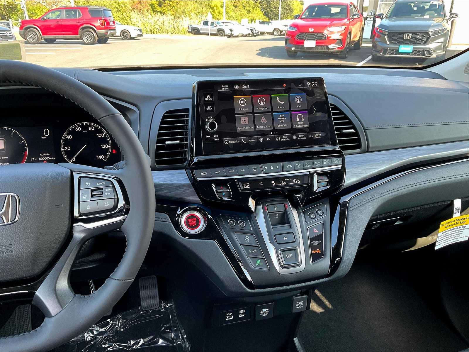 2026 Honda Odyssey Elite photo 12