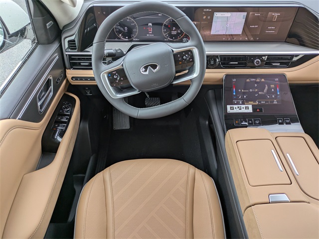 2026 Infiniti QX80 Luxe photo 16