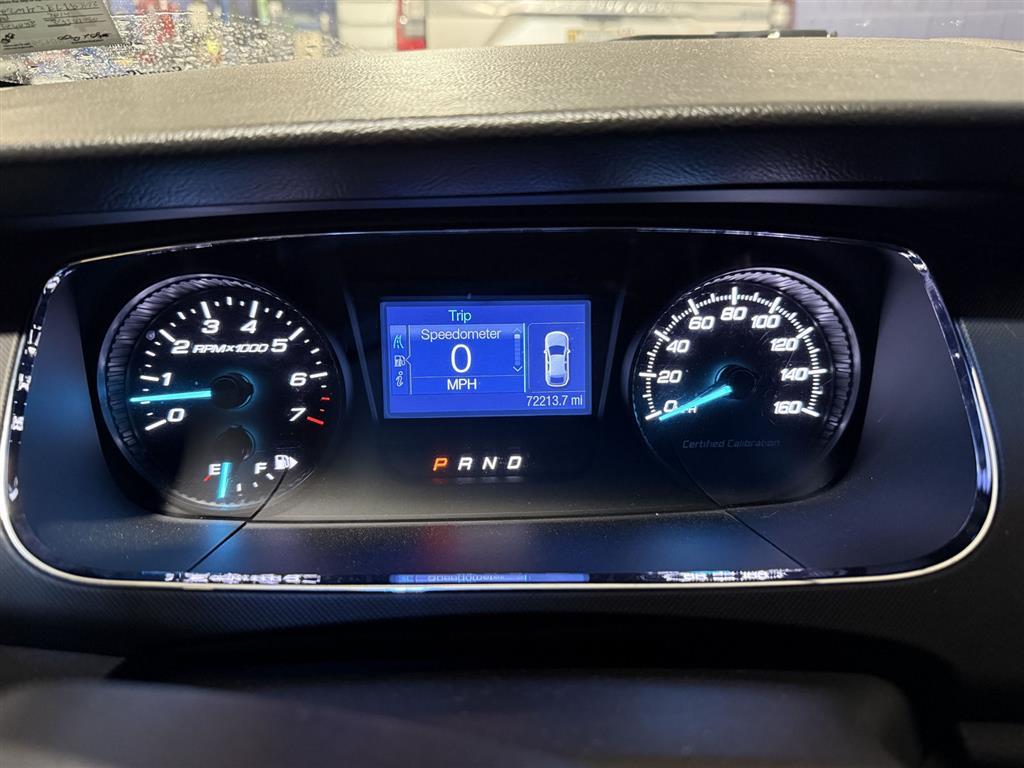 2014 Ford Taurus photo 4