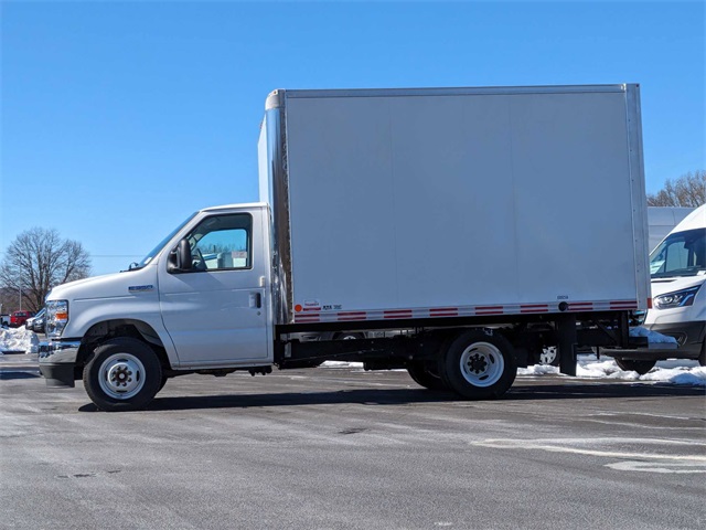 2024 Ford E-350 Base photo 4