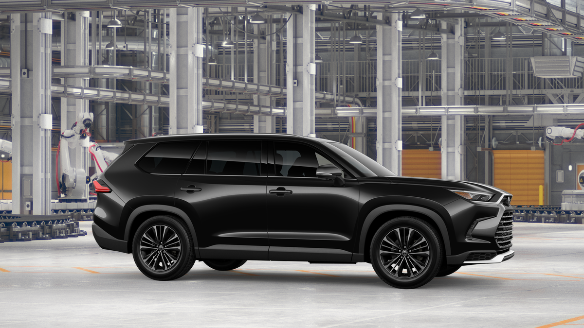 2026 Toyota Grand Highlander Hybrid MAX Platinum AWD photo 6