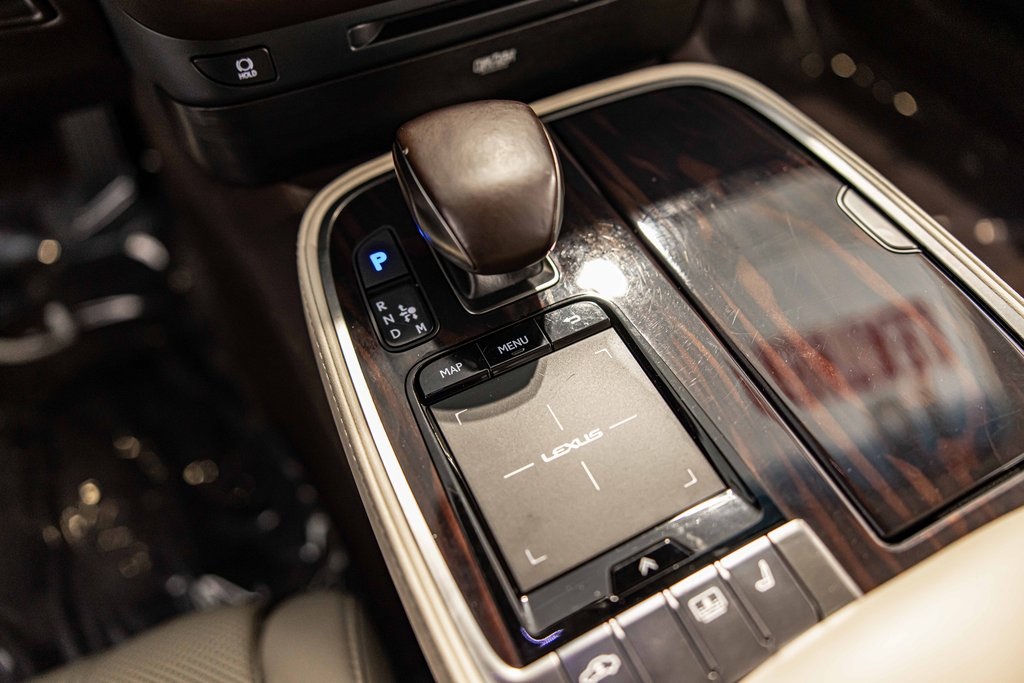 2018 LEXUS LS - Image 29