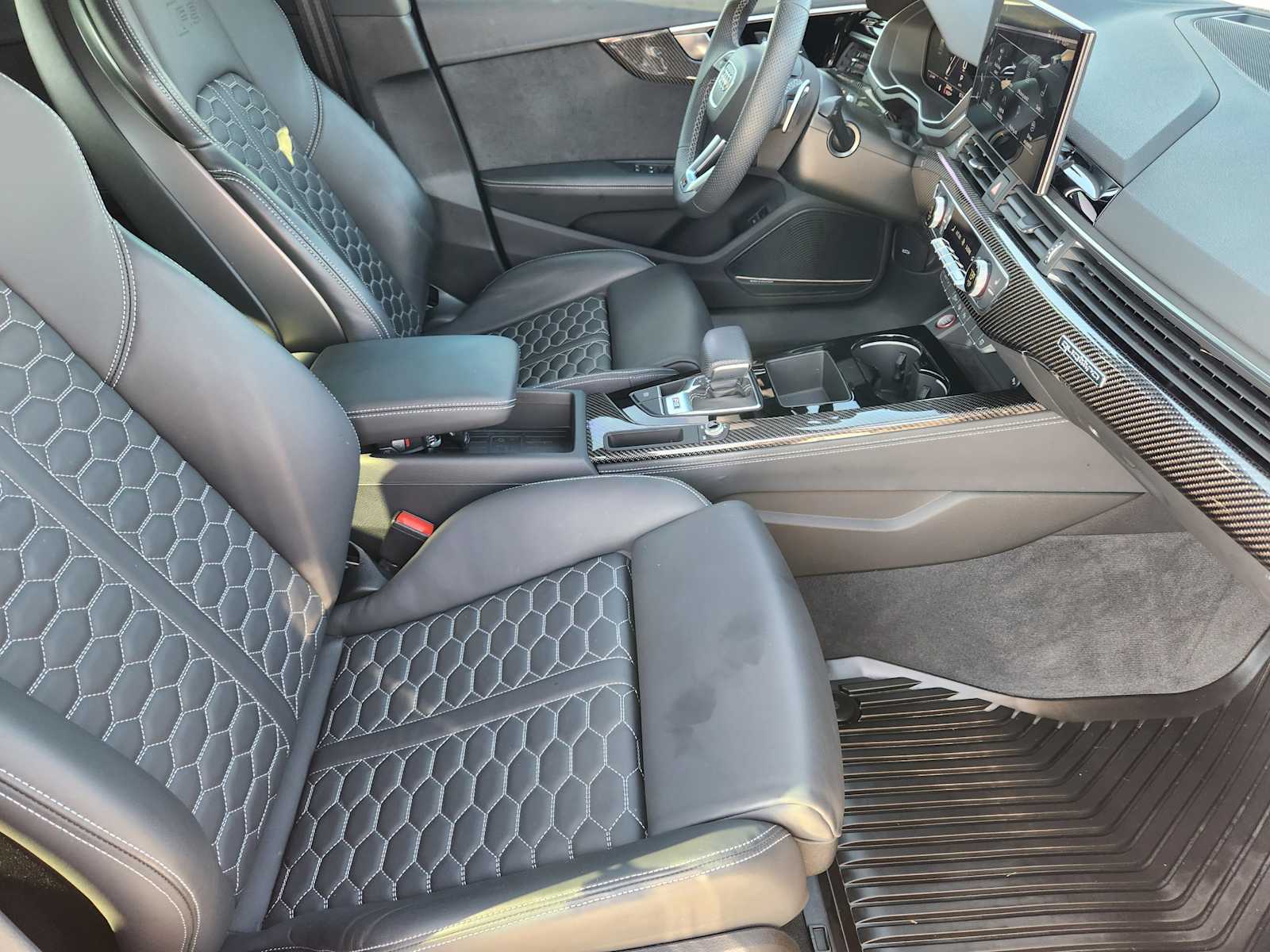 2023 Audi RS 5 photo 12