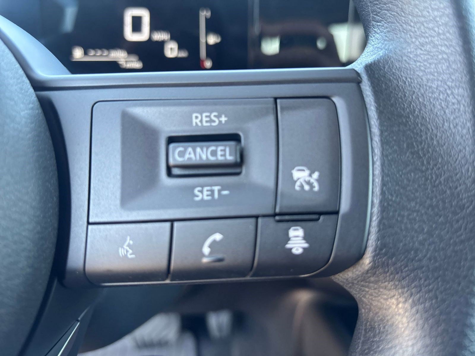 2026 Nissan Kicks SV photo 23