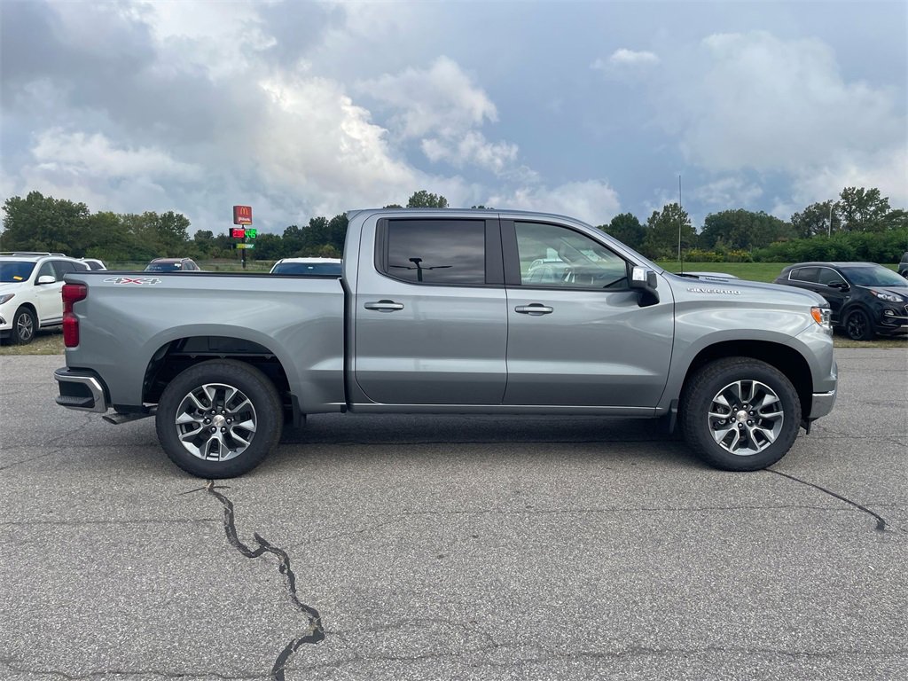 2026 Chevrolet Silverado 1500 LT photo 8