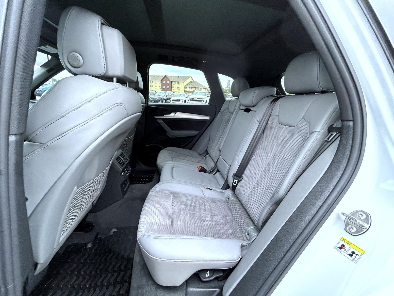 2020 Audi SQ5 Premium Plus photo 18