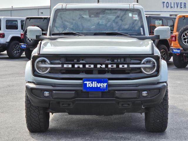 2024 Ford Bronco Outer Banks photo 3