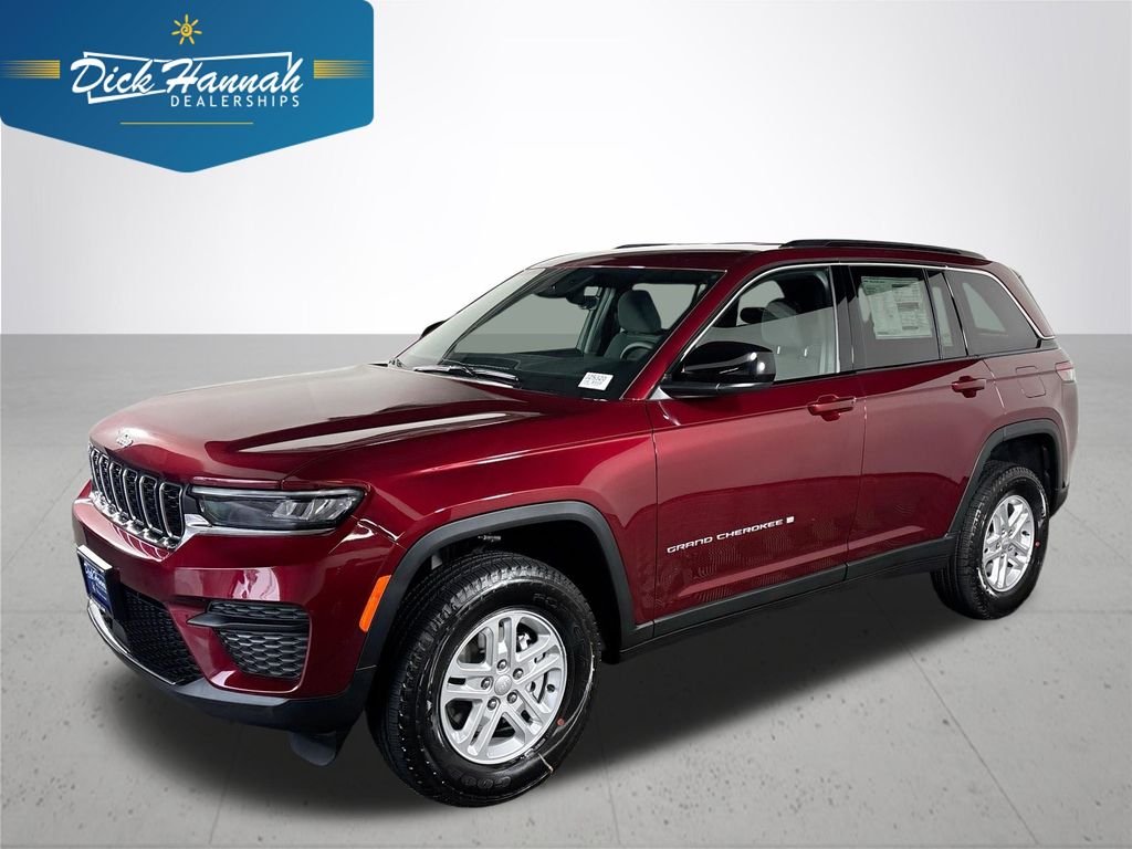 2025 Jeep Grand Cherokee Laredo's photo
