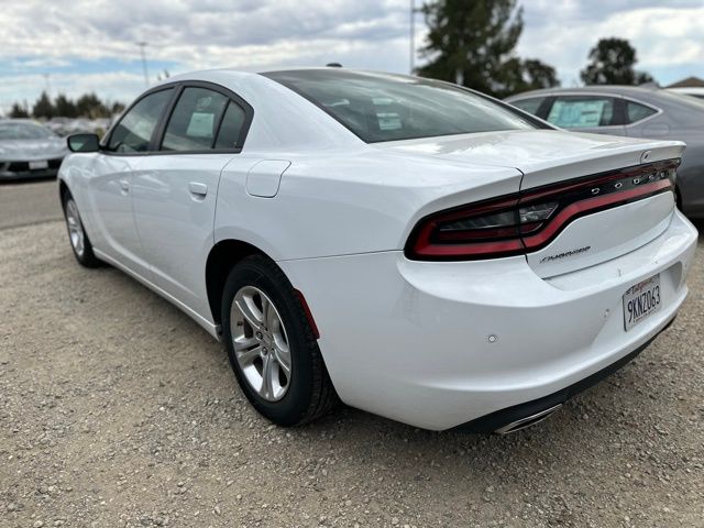2022 Dodge Charger SXT photo 4