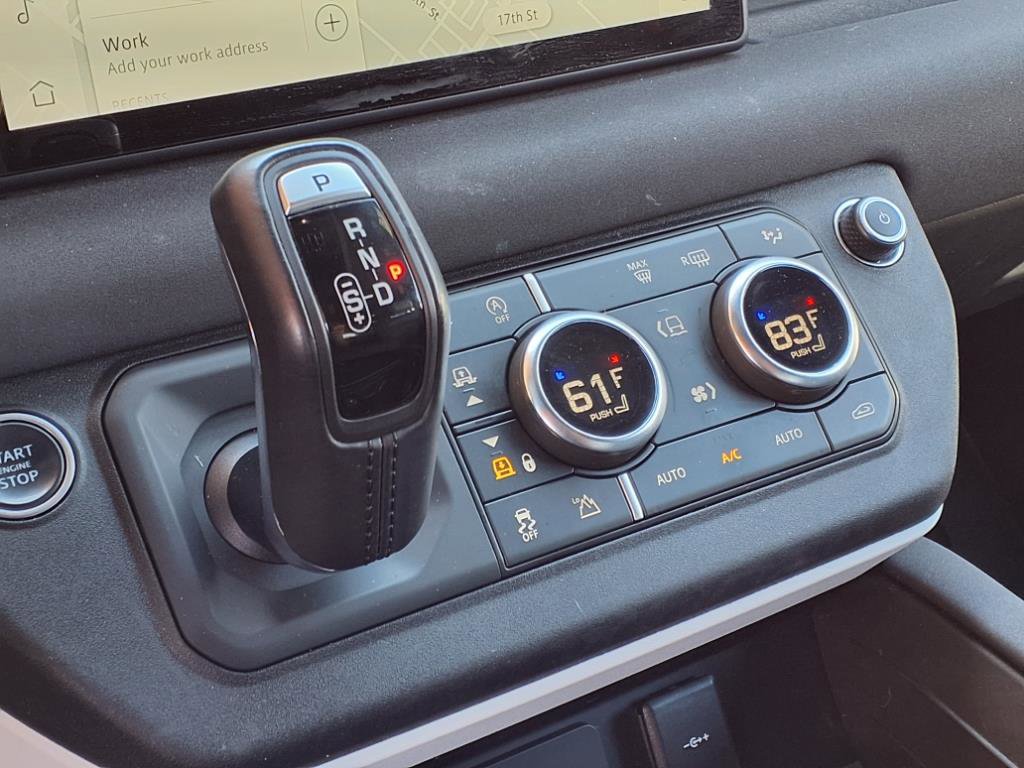 2023 Land Rover Defender X-Dynamic SE photo 12