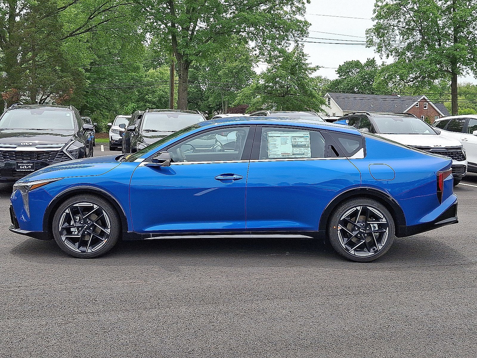 2025 Kia K4 GT-Line photo 4