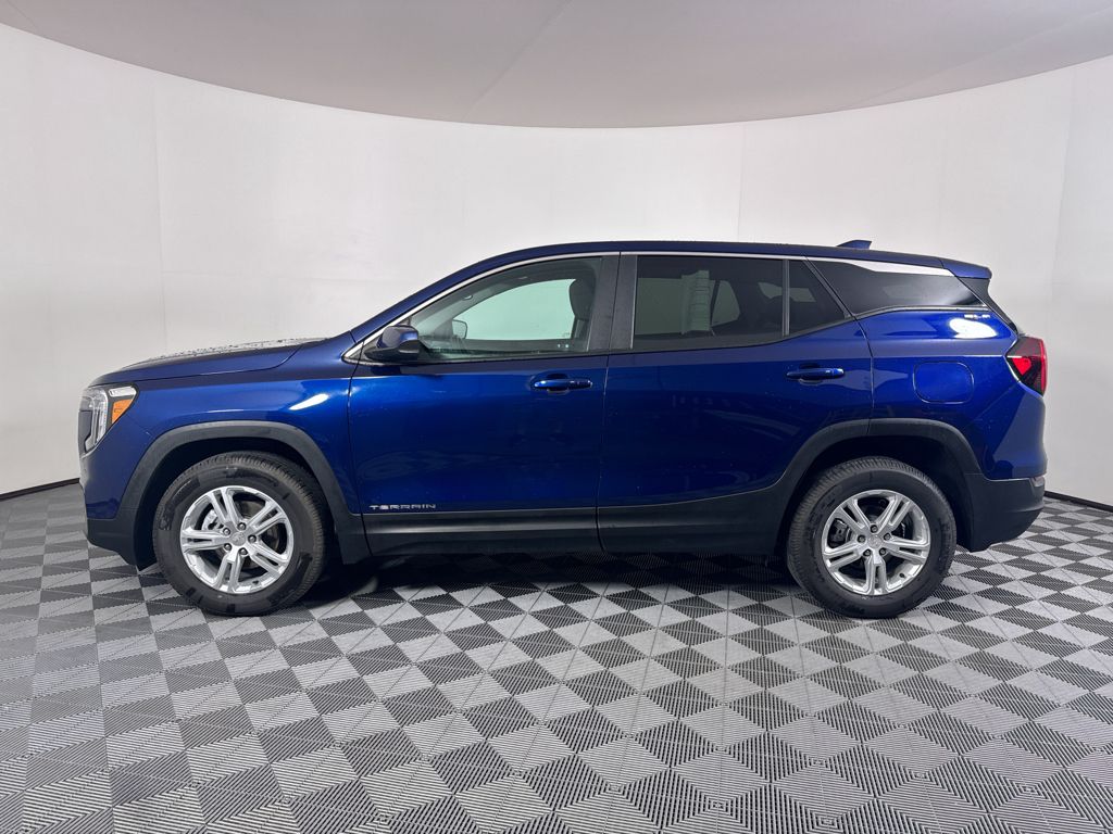 2022 Gmc Terrain SLE photo 23