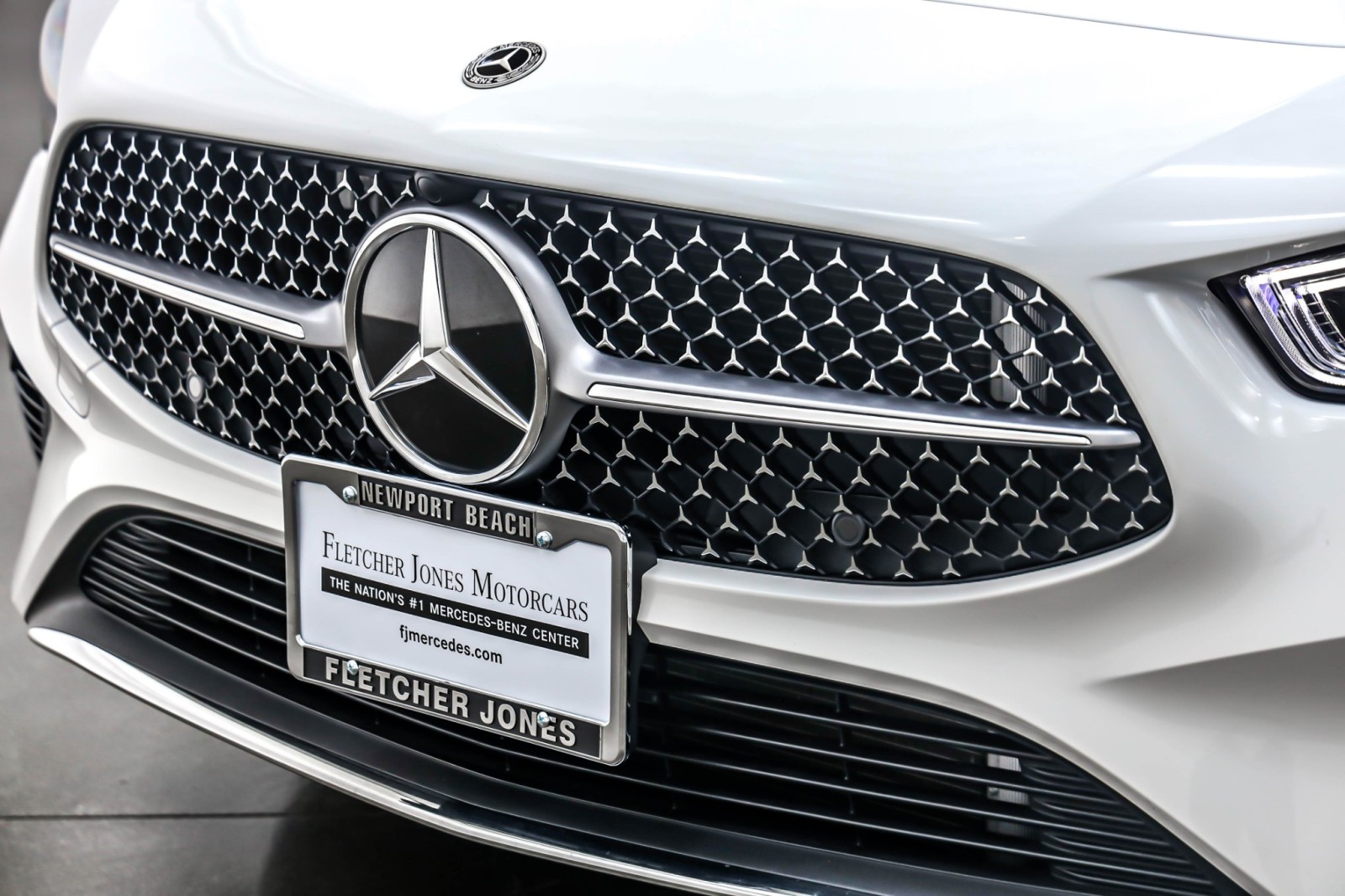 2025 Mercedes Benz CLA 250 photo 13