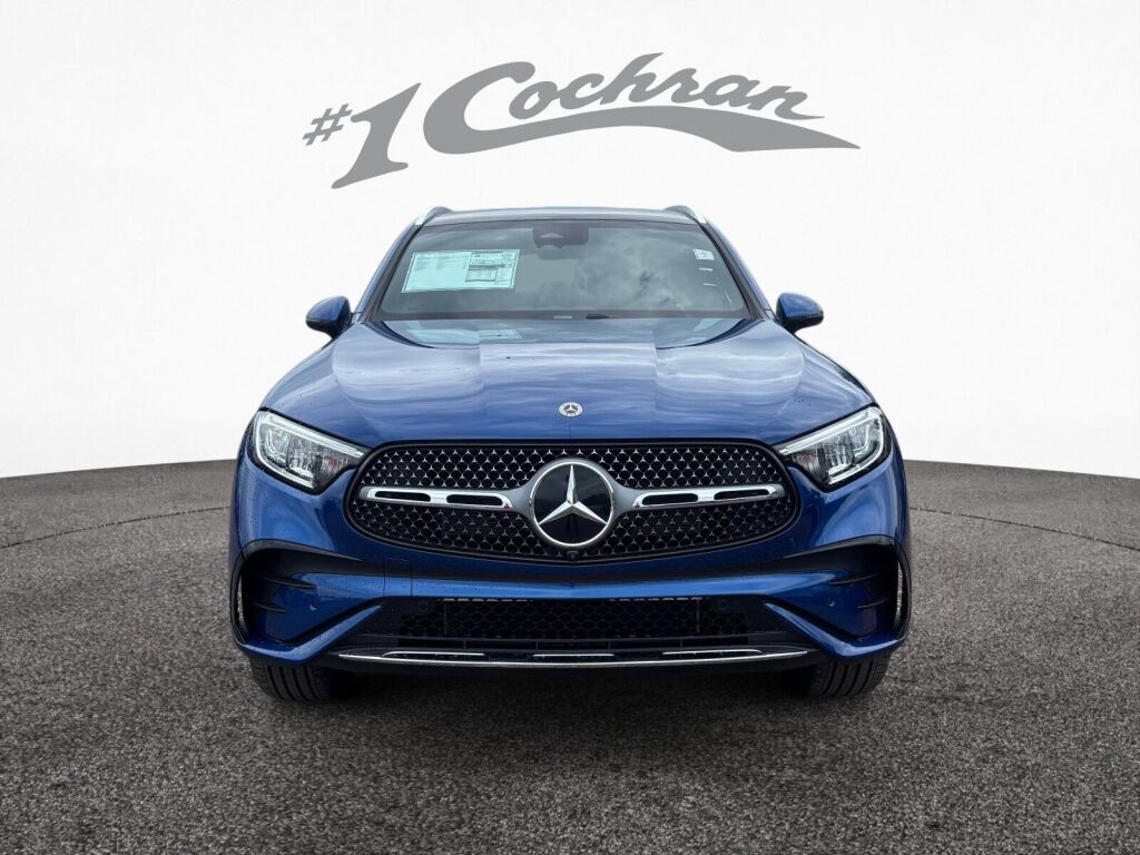2026 Mercedes Benz GLC 300 4MATIC photo 2