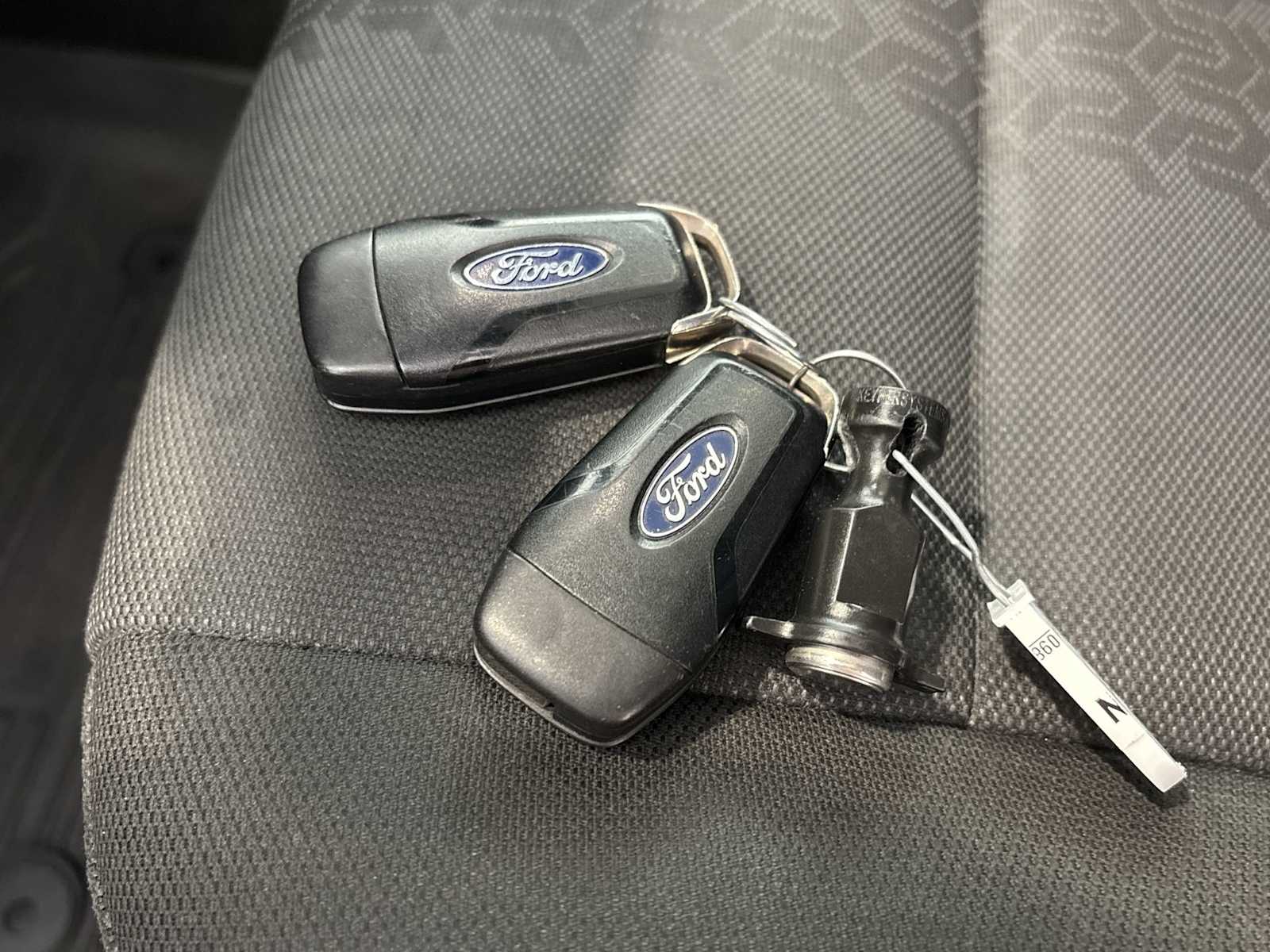 2019 Ford F-150 XLT photo 29