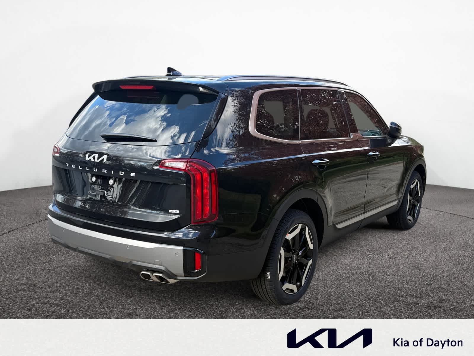 2025 Kia Telluride S photo 3