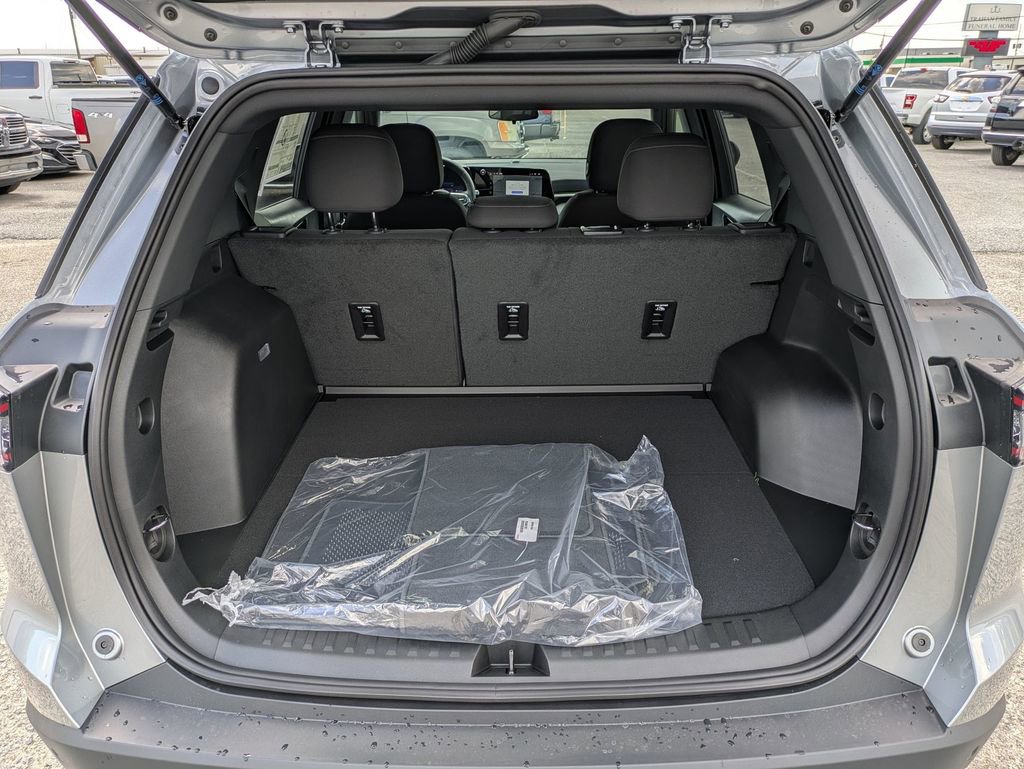 2026 Chevrolet Equinox LT photo 23