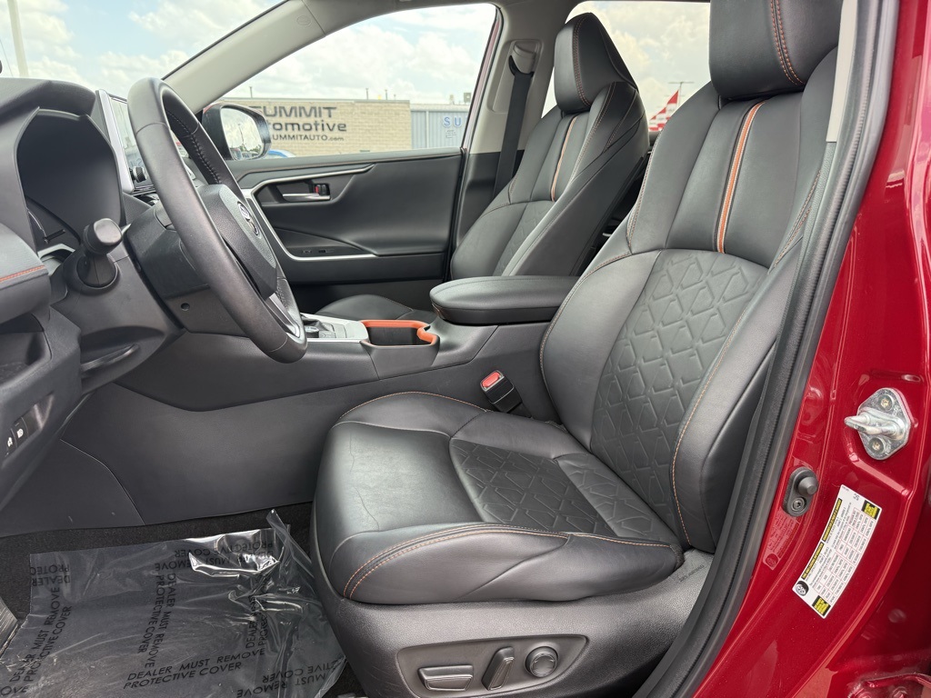 2023 Toyota RAV4 Adventure photo 7