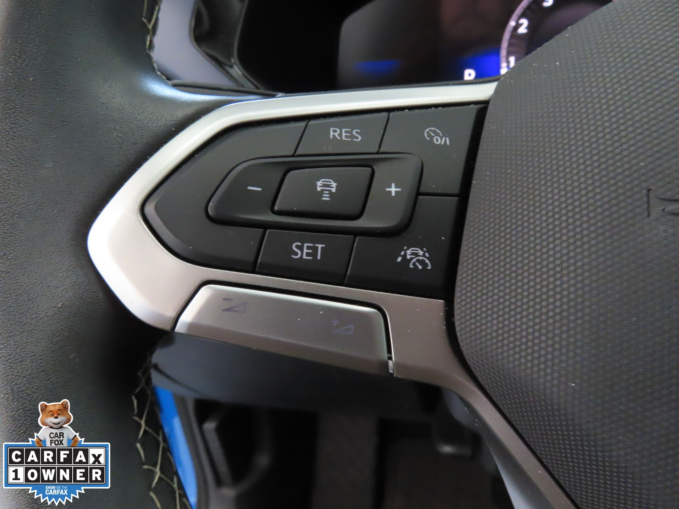 2024 Volkswagen Taos SE photo 11