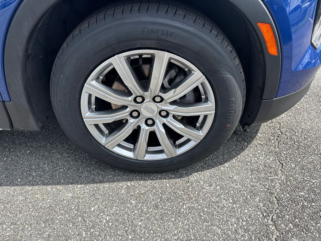 2023 Cadillac XT4 Premium Luxury photo 12