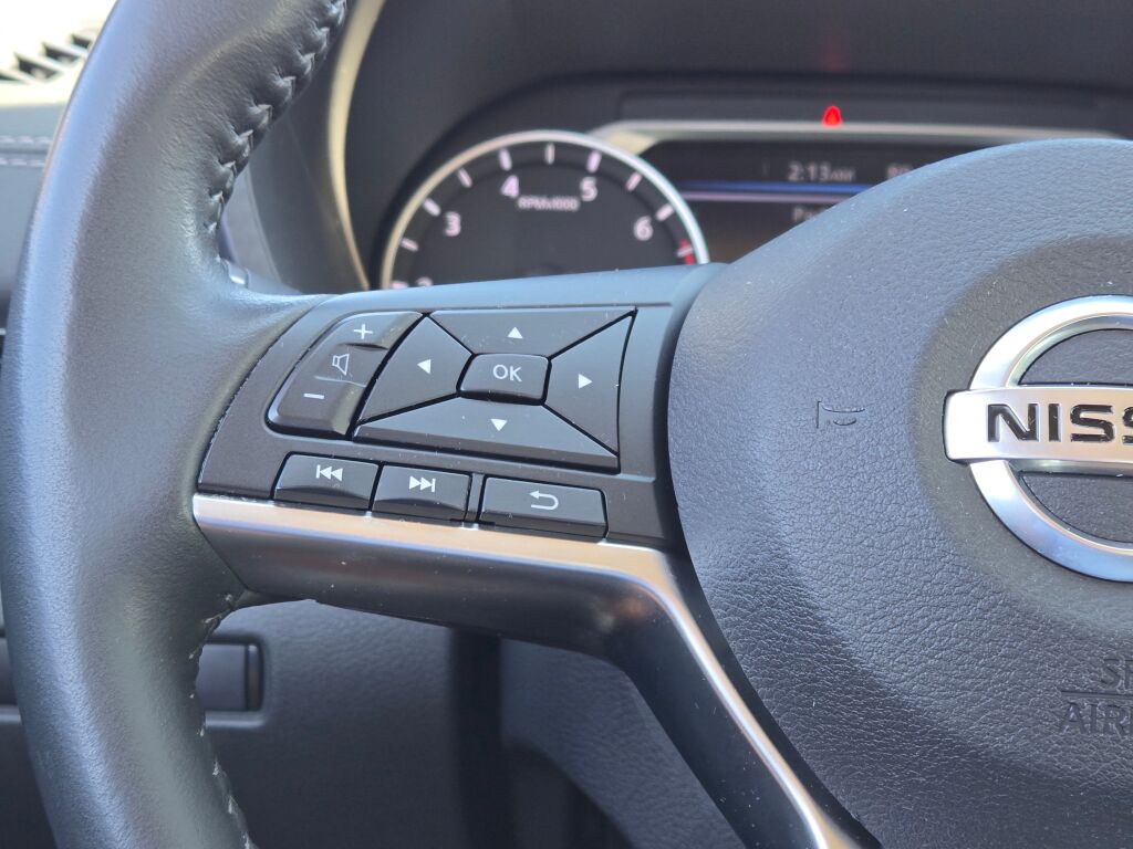 2023 Nissan Sentra SV photo 26