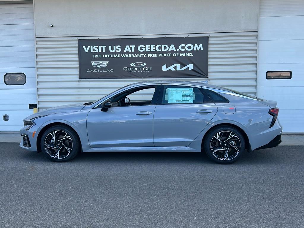 2026 Kia K5 GT-Line photo 5