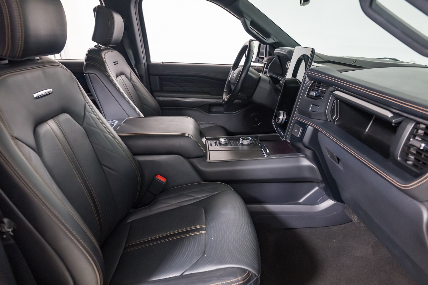 2024 Ford Expedition Platinum photo 38