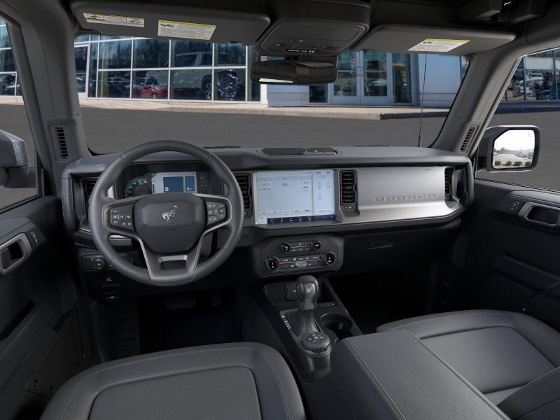 2025 Ford Bronco Outer Banks photo 8