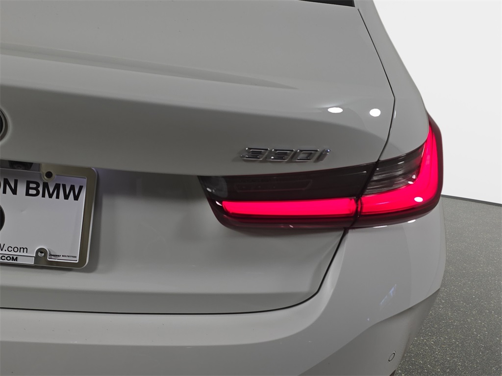 2025 Bmw 330i xDrive Sedan photo 32
