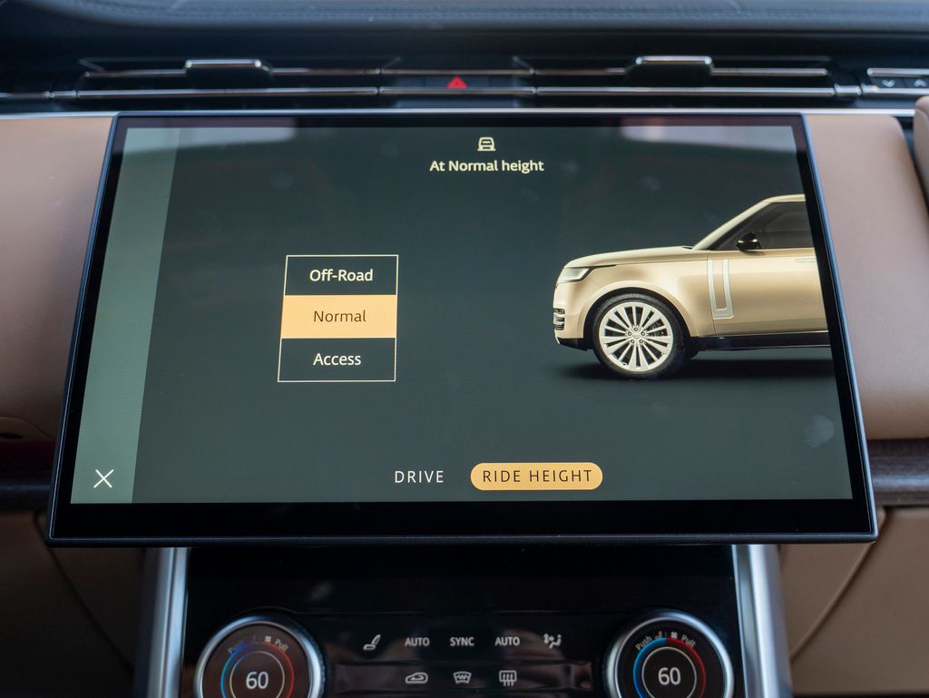 2023 Land Rover Range Rover SE photo 27